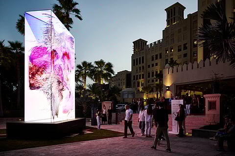 "آرت دبي" في عيده العشرين نبض عالمي يصنع اقتصاد الإبداع