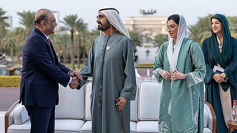 نائب رئيس الدولة خلال استقبال الرئيس الباكستاني