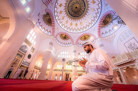 الكويت تُحدد مواعيد العمل الرسمي لموظفي الحكومة في رمضان 2026