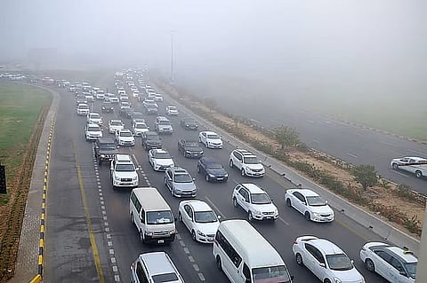 شتاء في رمضان..ضباب كثيف وحرارة تنخفض لـ 9 درجات