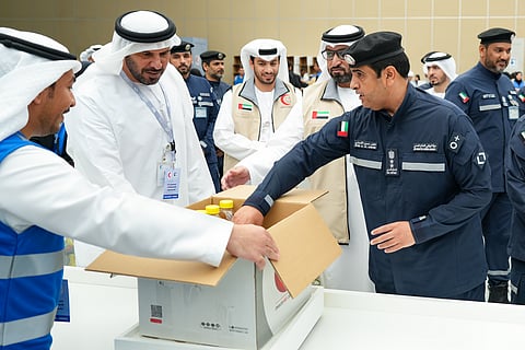 "أبوظبي للدفاع المدني" تتصدر مشهد العطاء في المير الرمضاني