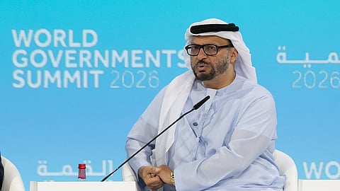 أنور قرقاش: لا بديل عن الحل السياسي.. ودفاعاتنا الجوية صمام أمان الوطن