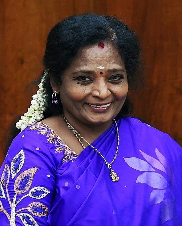 தென் சென்னையில் தமிழிசை சௌந்தரராஜன் வேட்புமனு தாக்கல்