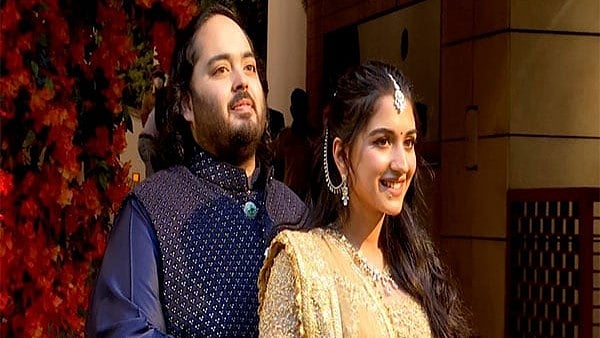 மகன் திருமணக் கொண்டாட்டம்: நீதா அம்பானி உருக்கம்