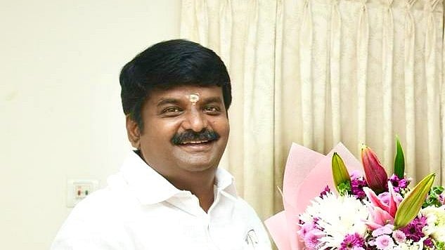 முன்னாள் அமைச்சர் விஜயபாஸ்கர் வீட்டில் அமலாக்கத்துறை சோதனை 