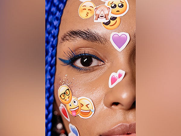 எமோஜிக்களைப் பயன்படுத்த சிரமப்படும் முதியோர்கள்!