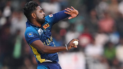 நுவான் துஷாரா விலகல்!