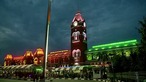 சென்னை சென்ட்ரலுக்கு ரயில் பார்சலில் வந்த கெட்டுப்போன இறைச்சி பறிமுதல்