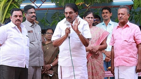 ரேஷன் அட்டை வைத்திருந்தால் உரிமைத் தொகையா?: அமைச்சர் விளக்கம்