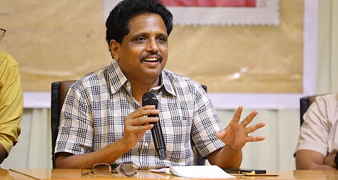 பொங்கல் நாளன்று சி.ஏ. தேர்வு: சு.வெங்கடேசனின் கண்டனமும், நிதி அமைச்சரின் பதிலும்!