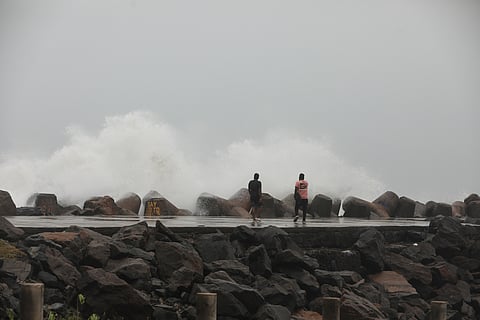 வங்கக் கடலில் உருவானது ஃபெஞ்சல் புயல்