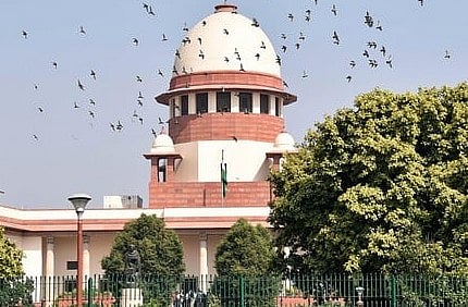 ரேஷன் வழங்குவதைவிட வேலைவாய்ப்பை உருவாக்குவதில் கவனம் வேண்டும்: உச்ச நீதிமன்றம்