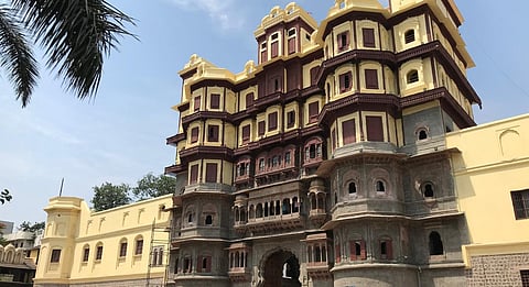 பிச்சை கொடுத்தால் வழக்கு: இந்தியாவின் தூய்மையான நகரத்தில் உத்தரவு!