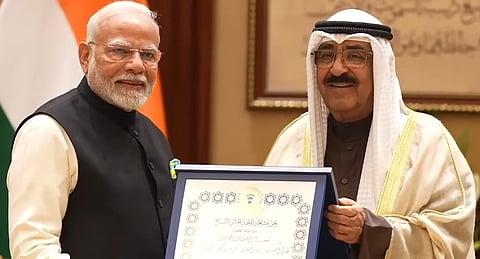 பிரதமர் மோடிக்கு குவைத் நாட்டின் உயரிய விருது!