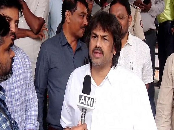 கர்நாடகத்தில் இனி மூன்றாம் மொழிப்பாடத்திற்கு மதிப்பெண் கிடையாது:  பள்ளிக்கல்வித்துறை அமைச்சர் அறிவிப்பு | Karnataka |