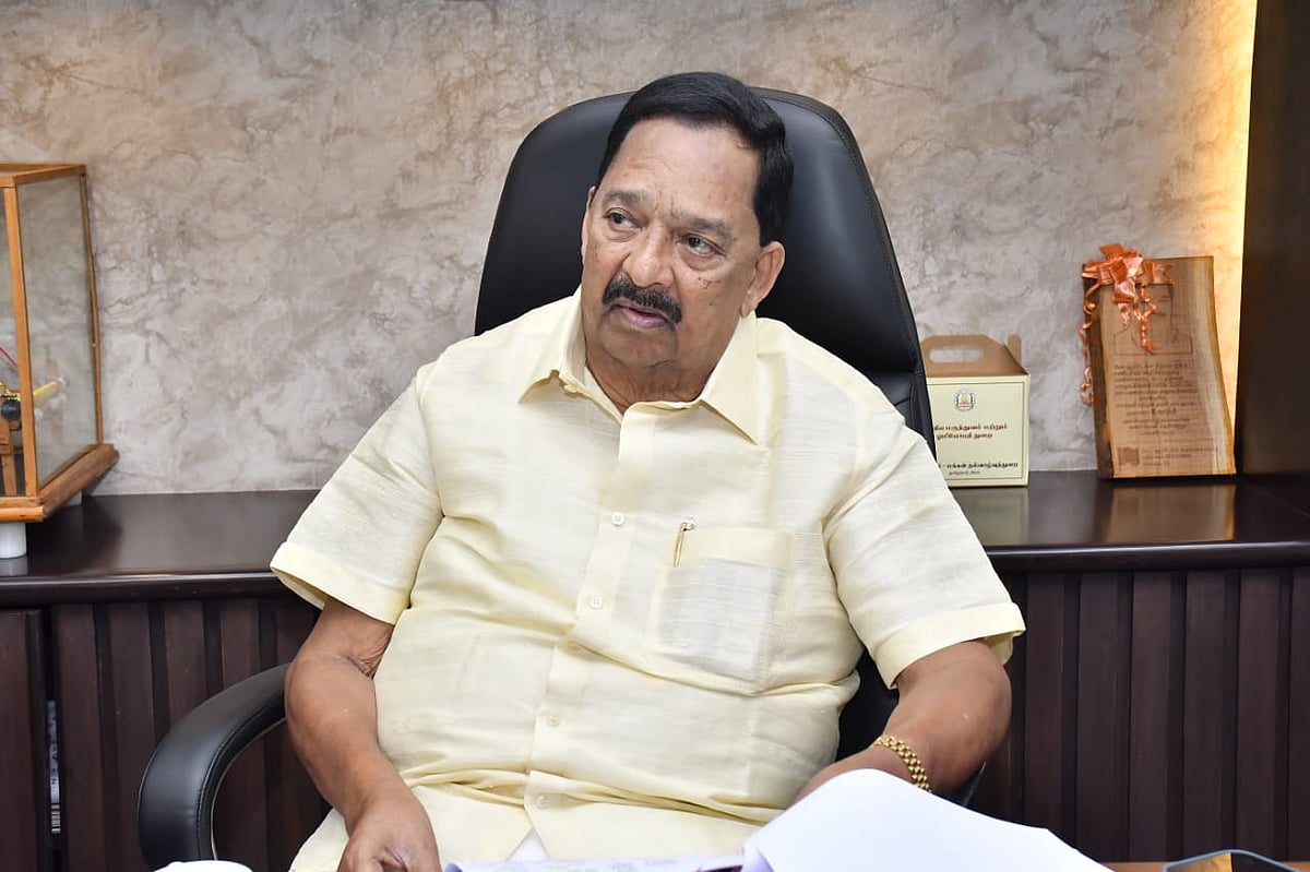 இலவச வேட்டி சேலை திட்டத்தில் ஊழலா?: அமைச்சர் காந்தி மறுப்பு