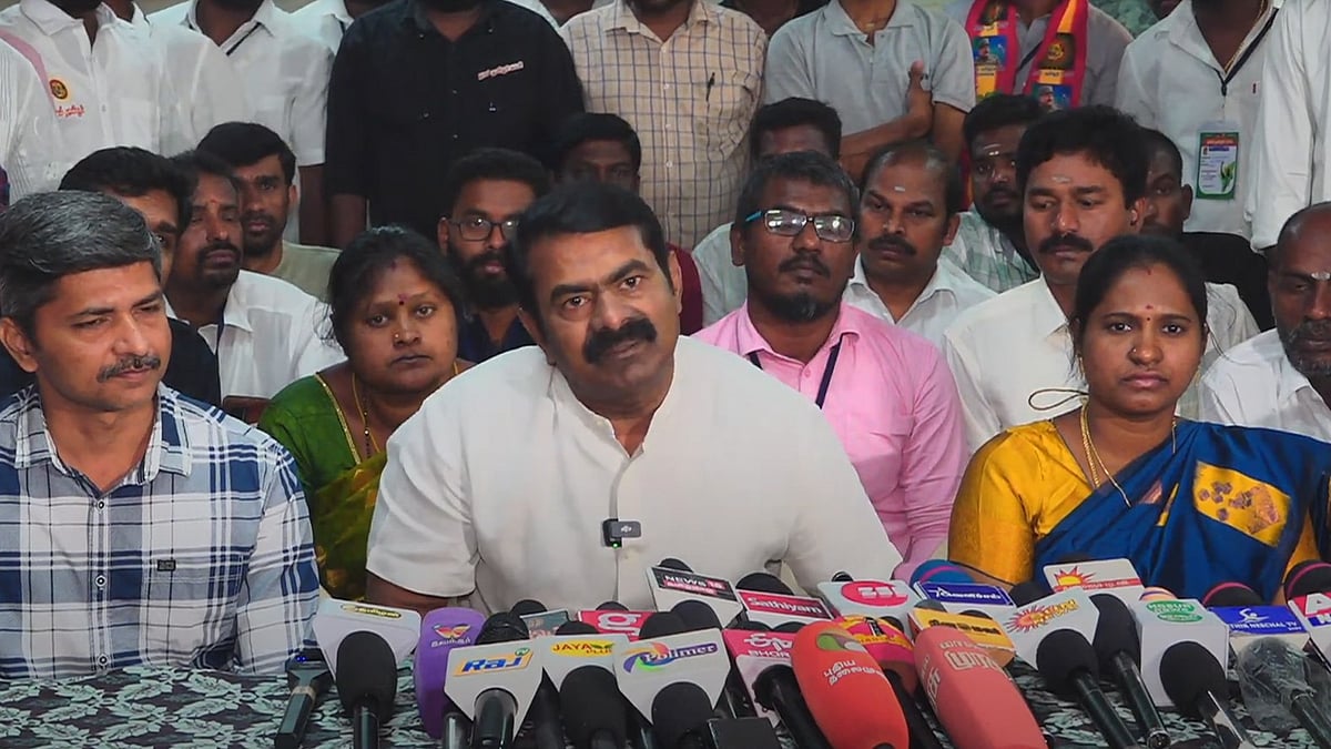 தடுத்து நிறுத்தப்பட்ட காவலர்கள்: சீமான் வீட்டில் நடந்தது என்ன?