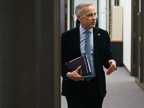 கனடா பிரதமராக மார்க் கார்னி பதவியேற்பு