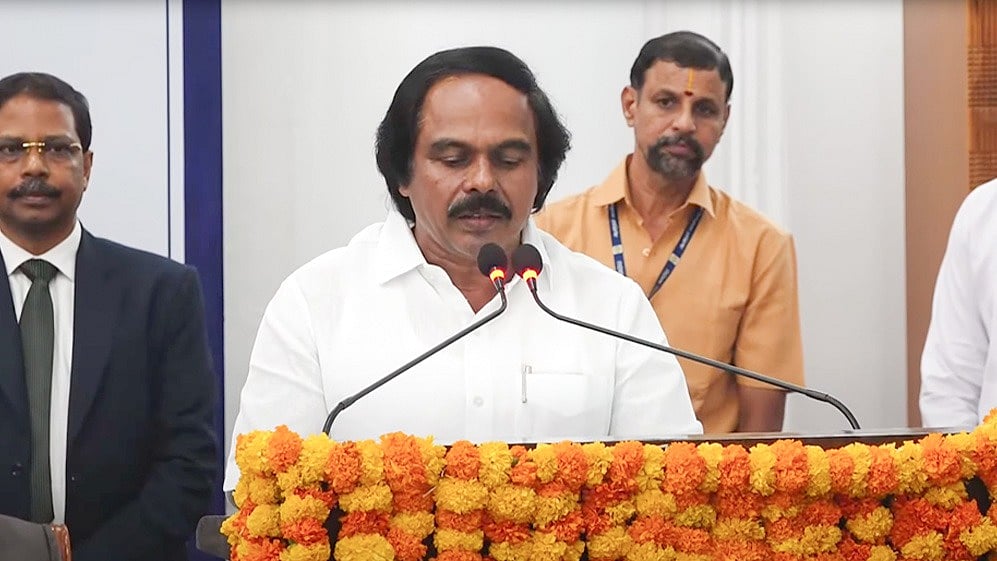 அமைச்சராகப் பதவியேற்றார் மனோ தங்கராஜ்