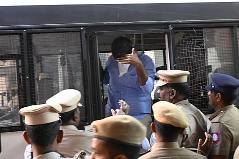 பொள்ளாச்சி கூட்டுப் பாலியல் வன்கொடுமை வழக்கு: 9 பேரும் குற்றவாளிகள்!