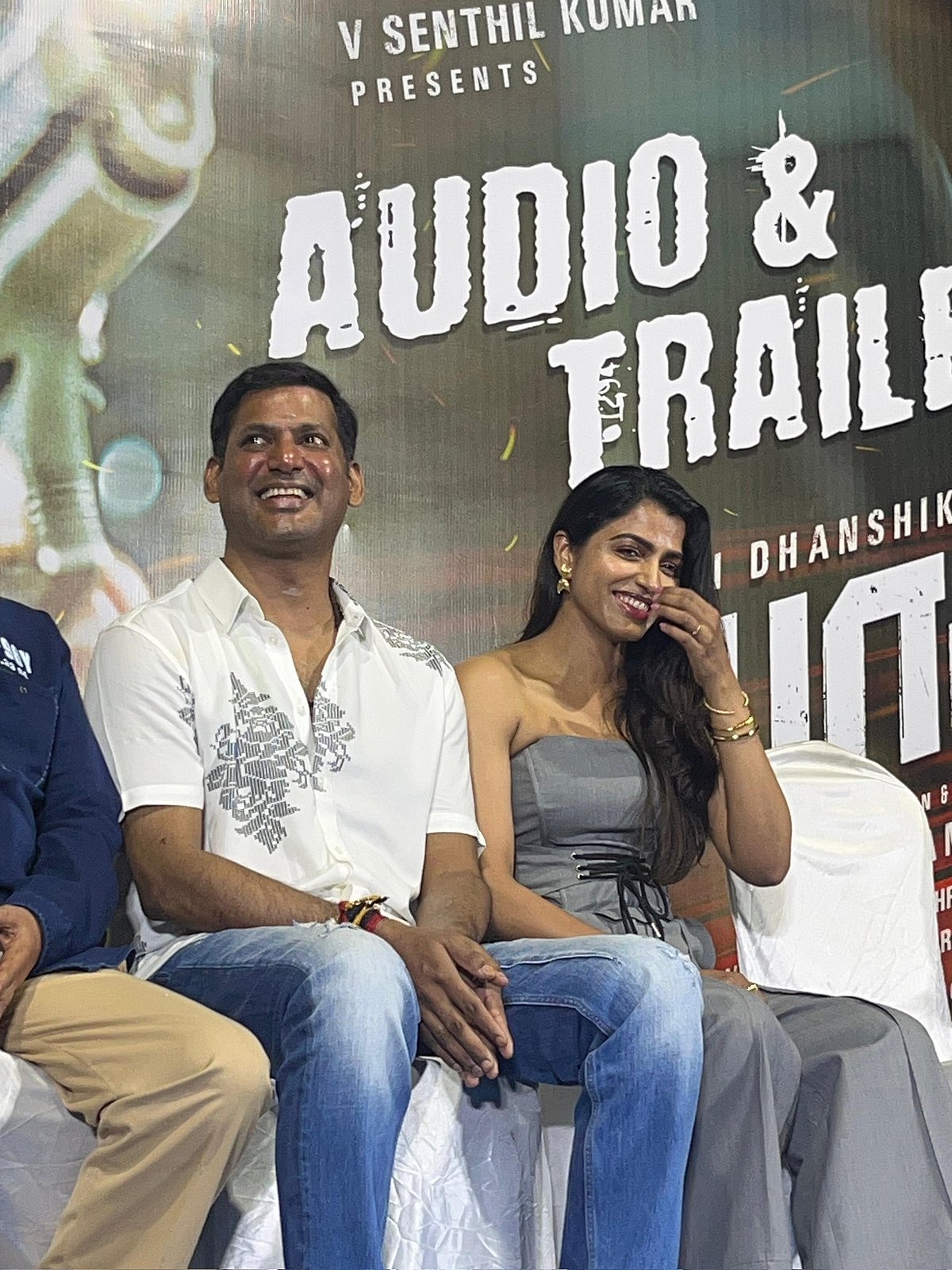 ஆகஸ்ட் 29-ல் திருமணம்: விஷால் - சாய் தன்ஷிகா அறிவிப்பு