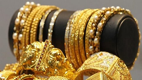 புதிய உச்சத்தில் தங்கம் விலை| Gold Rates |