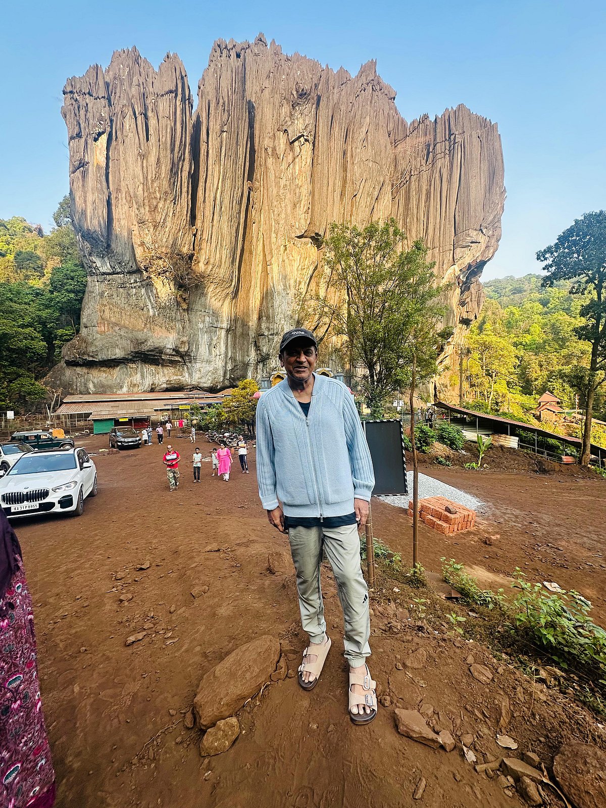 கமல் ஹாசனின் கன்னட சர்ச்சை: மௌனம் கலைத்த ஷிவ ராஜ்குமார்