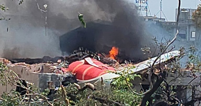 விமான விபத்து: `மே டே அழைப்பு’ என்றால் என்ன?