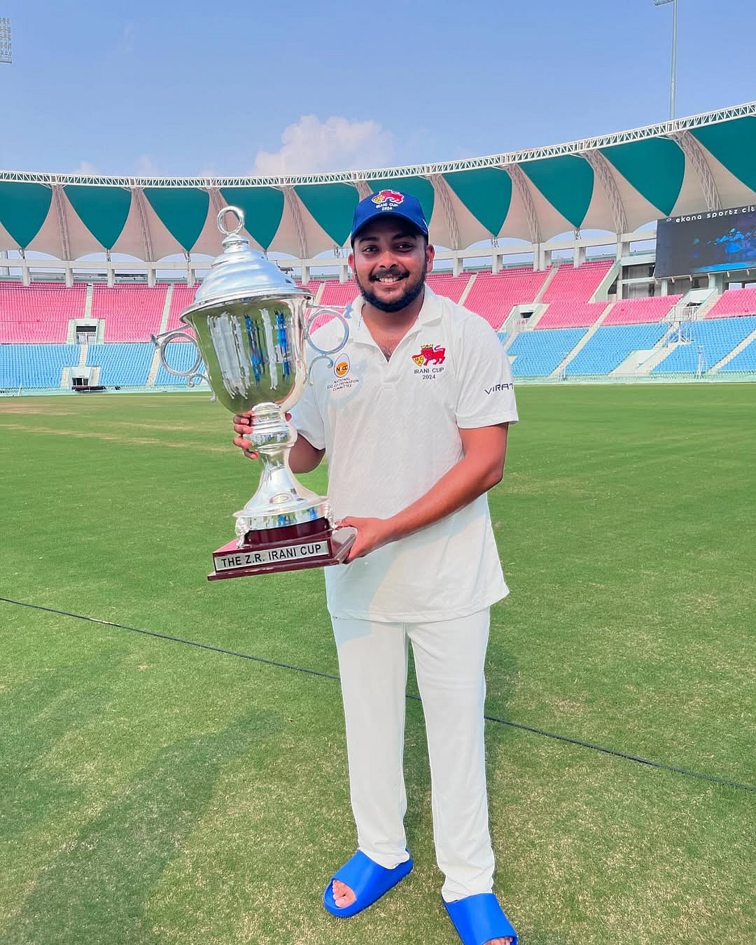 மும்பை அணியிலிருந்து விலகும் பிரித்வி ஷா!