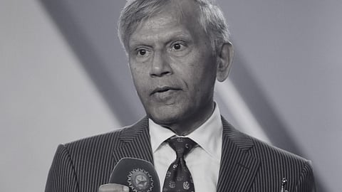 இந்திய முன்னாள் வீரர் திலிப் தோஷி காலமானார்!
