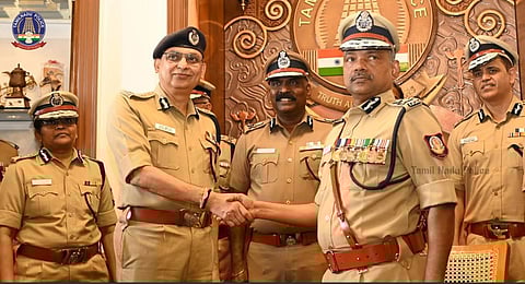 சங்கர் ஜிவால் ஐபிஎஸ் - ஜி.வெங்கடராமன் ஐபிஎஸ் (முன்வரிசையில் வலது)