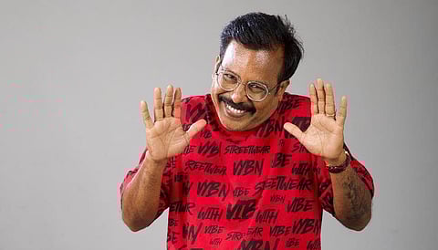 தெருநாய் சர்ச்சைப் பேச்சு; மன்னிப்பு கேட்டார் படவா கோபி