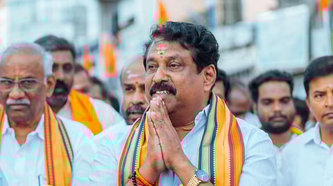 அதிமுகவை ஒன்றிணைக்கும் செங்கோட்டையனின் முயற்சிக்கு ஆதரவு: நயினார் நாகேந்திரன் | Nainar Nagendran | KA Sengottaiyan |