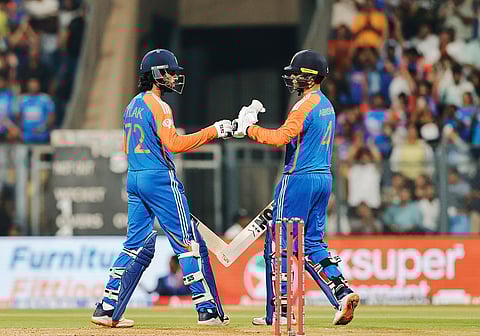 திலக் வர்மா, அபிஷேக் சர்மா (கோப்புப்படம்)