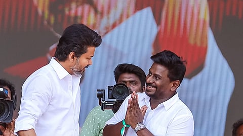 அவதூறுகளை நம்ப வேண்டாம்: மௌனம் கலைத்தார் ராஜ்மோகன் | Rajmohan | TVK Vijay | Karur Stampede |