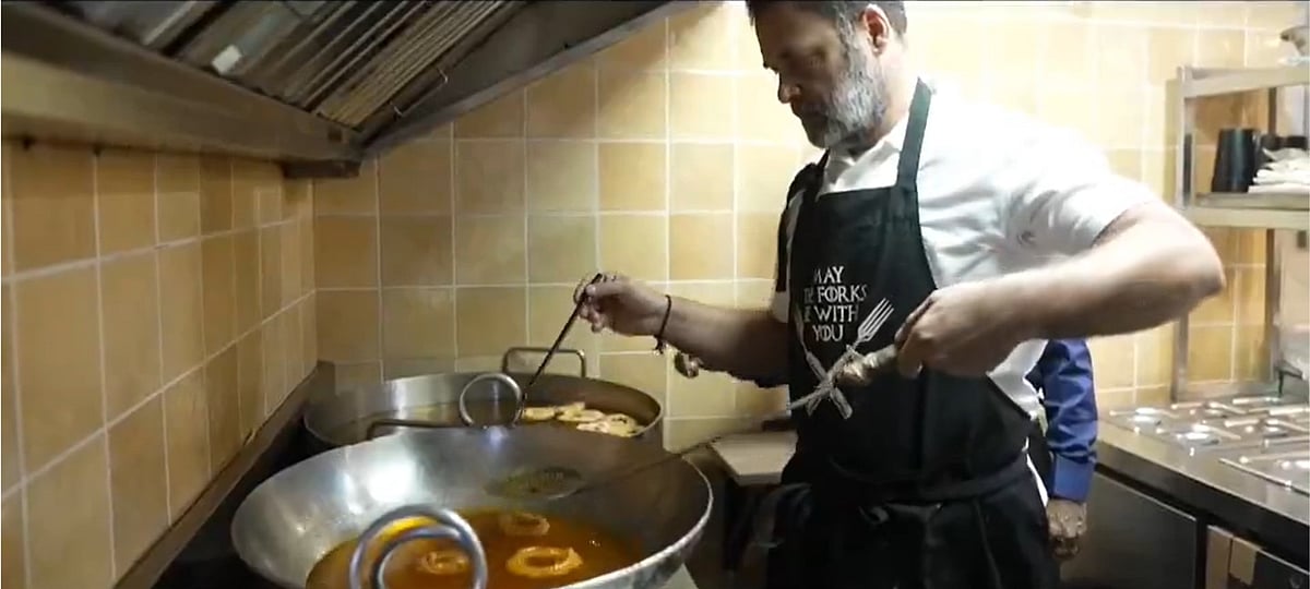 இனிப்பகத்தில் தீபாவளி இனிப்பு செய்த ராகுல் காந்தி | Rahul Gandhi |