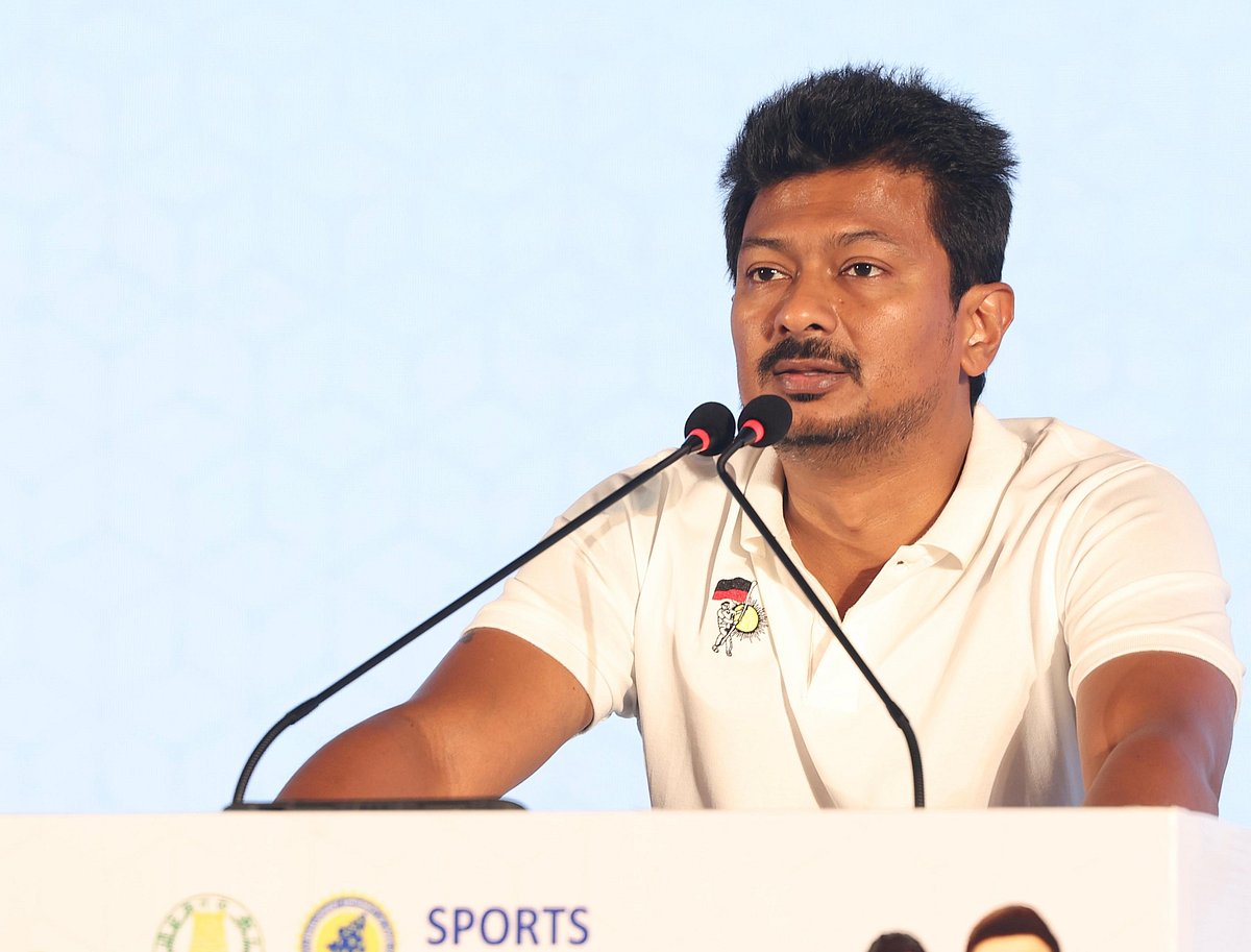 இலவச லேப்டாப் திட்டத்தை தடுக்கும் இபிஎஸின் எண்ணம் பலிக்காது: உதயநிதி அறிக்கை | Udhayanithi Stalin |