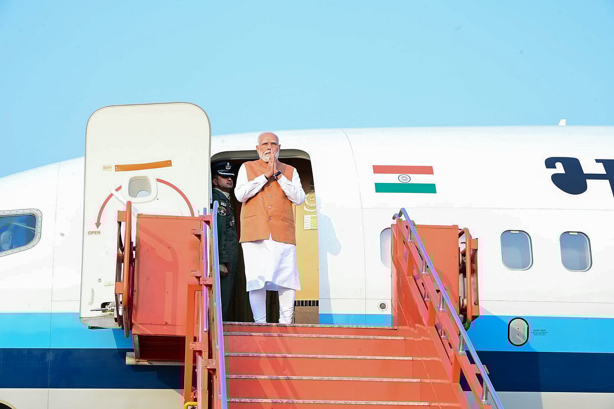 அஸ்ஸாமில் ரூ. 4,000 கோடியில் புதிய விமான முனையம்: திறந்து வைத்தார் பிரதமர் மோடி | PM Modi | 