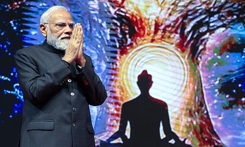 புத்தரின் கண்காட்சியை திறந்து வைத்த பிரதமர் மோடி