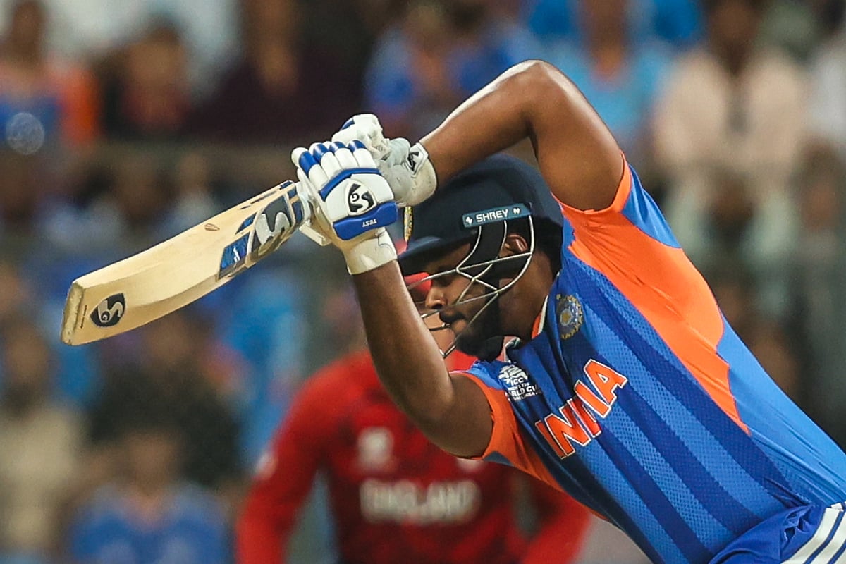 டி20 உலகக் கோப்பை: நூலிழையில் வென்ற இந்தியா இறுதிச்சுற்றுக்கு தகுதி!