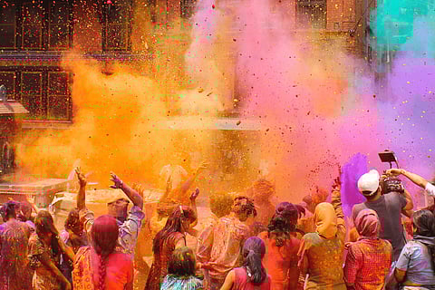 UP Govt announces 4-day public holiday for Holi, Holika Dahan in Lucknow, Kanpur & other districts