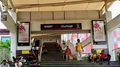 Charbagh Metro Station 