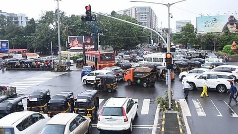 Faster commute or more chaos? Mumbai's ₹630-cr Juhu Flyover sparks debate!