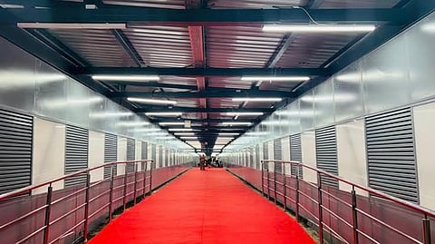 New 100-m foot overbridge connects Mumbai Metro 3 to CSMIA Terminal 2