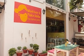 Mother & Fakir Adda: This new cafe in Lucknow will amaze you with its food, art & creativity!