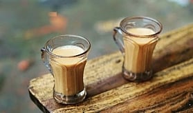 Enjoy Maggi & Chai in less than ₹100 at Kakadeo- the perfect student hangout in Kanpur