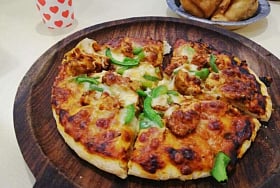 Top 5 pizza places in Kanpur where you & a friend can eat in under ₹400!
