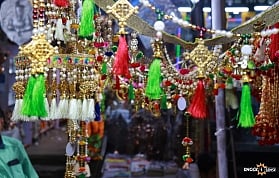 Add a festive cheer to the Diwali celebrations with decor items from Lucknow's local markets