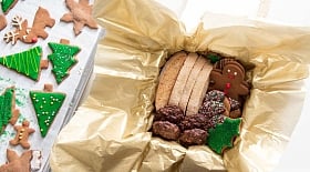 This Christmas & New Year spread joy with indulgent gift hampers from these 7 places in Lucknow