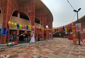 Hunar Haat happening at Lucknow’s Awadh Shilpgram, is where you should be right now!